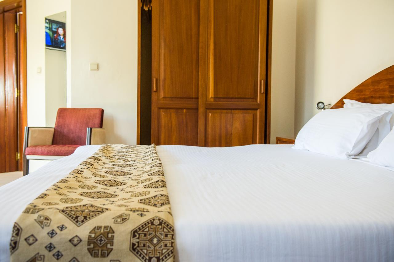 Hotel Chez Lando Kigali Ngoại thất bức ảnh
