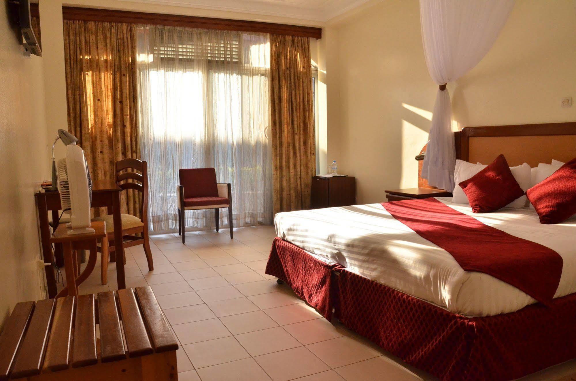 Hotel Chez Lando Kigali Ngoại thất bức ảnh